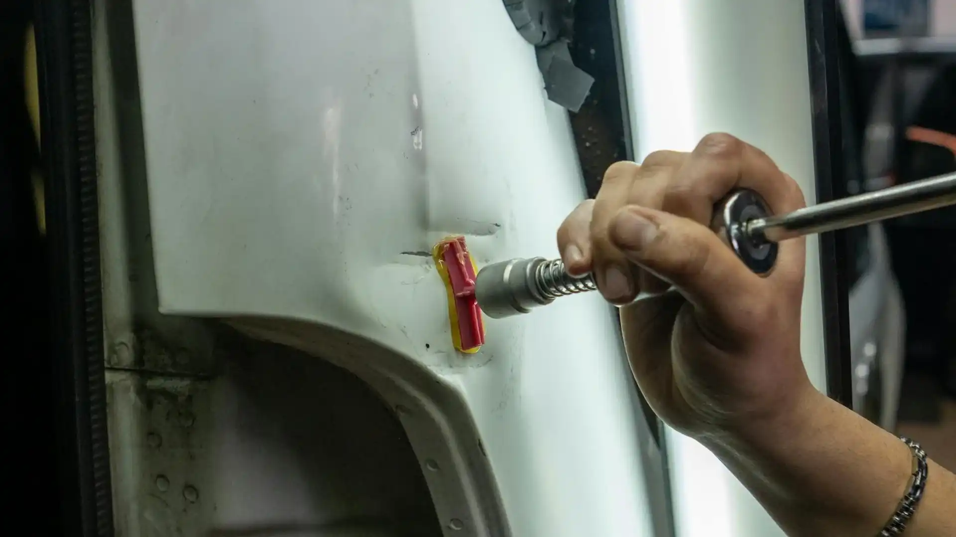 Garage Door Panel Repair North Vancouver